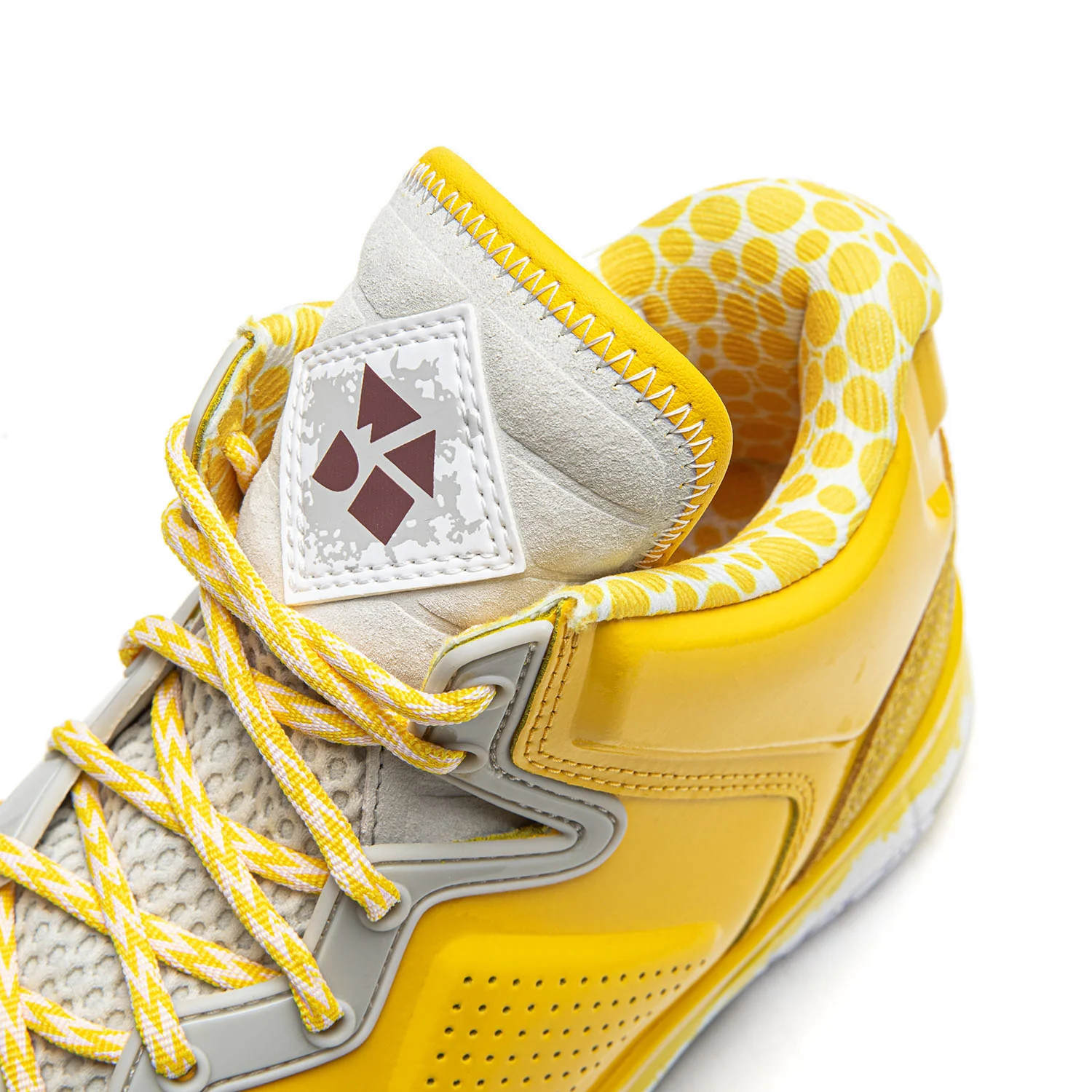 Way of Wade 1 "Yellow Stingray" - Image 11
